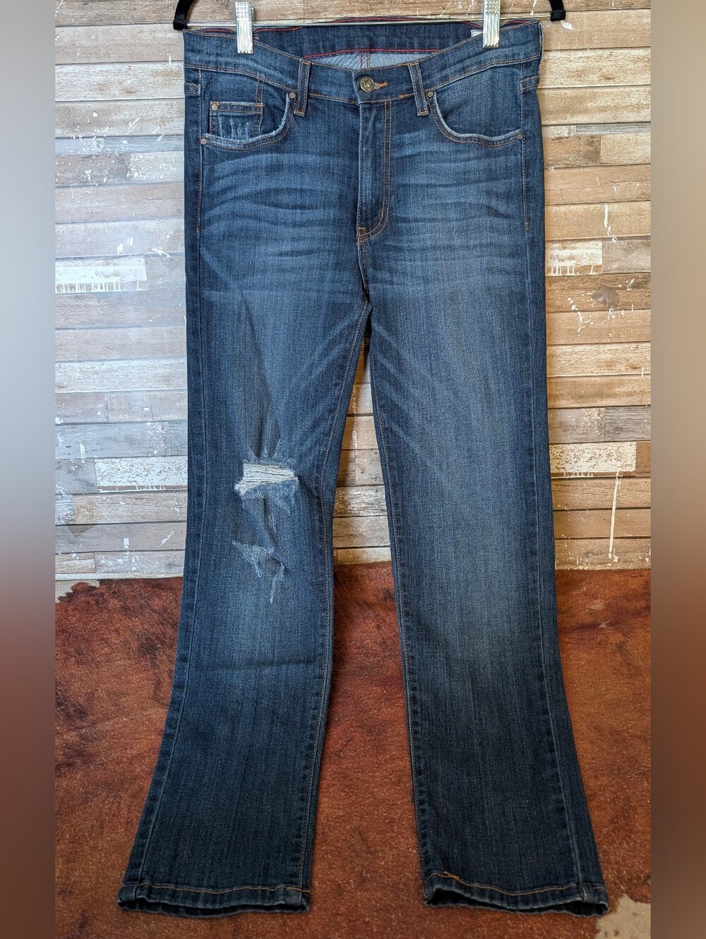 Nwot Angry Rabbit Lightly Distressed Skinny Straight Jeans